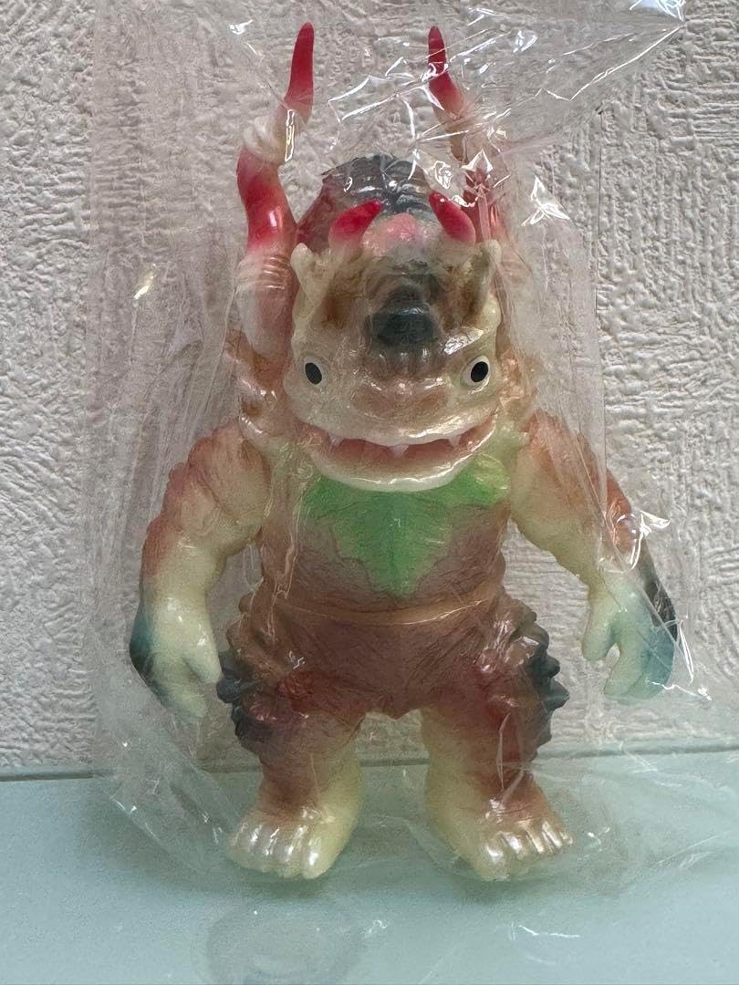 ヤモマーク ミクラス 蓄光 大怪獣シリーズ ウルトラセブン 円谷